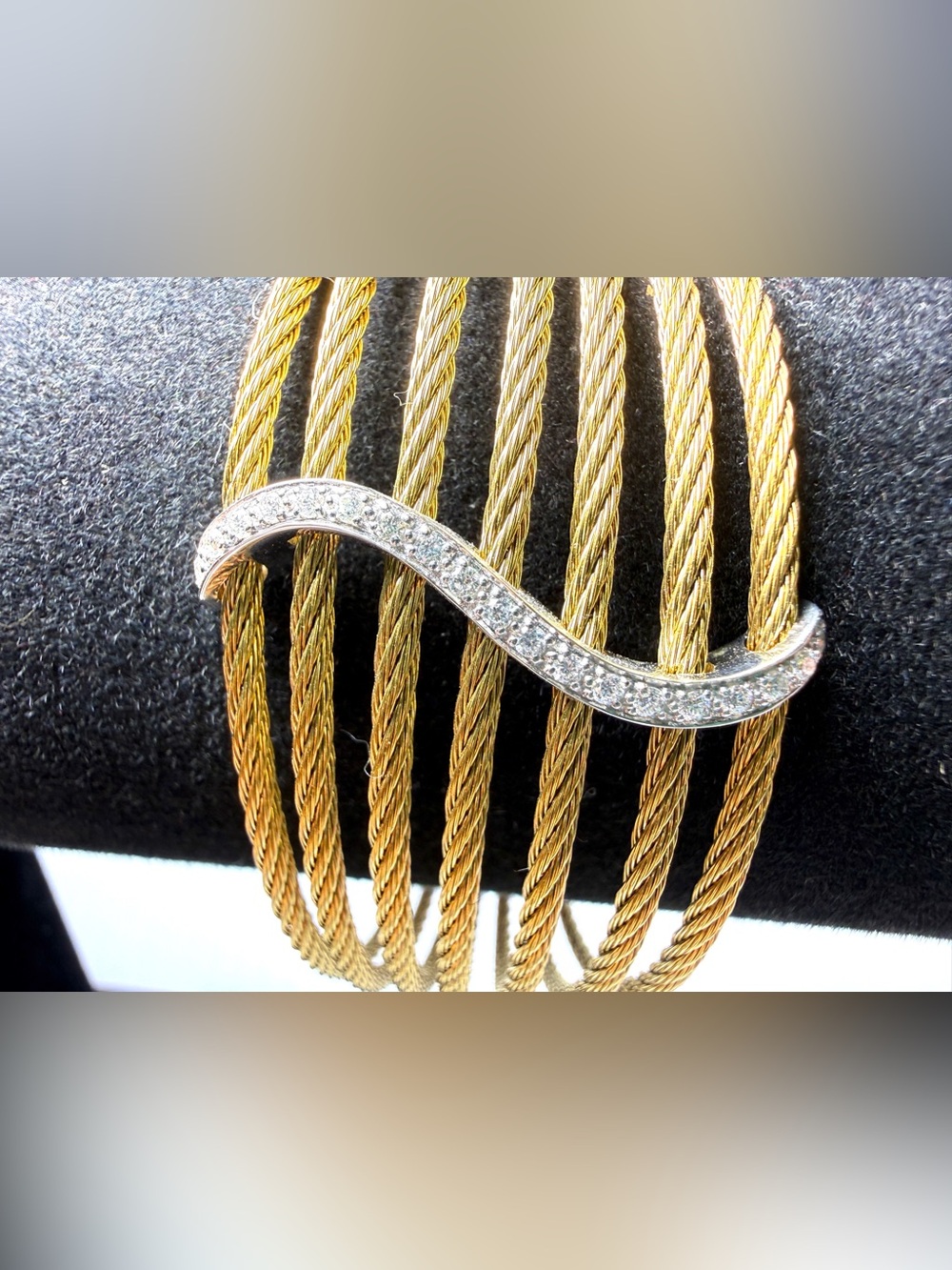 ALOR 18k Gold  Multi-Strand Cable Bracelet with Diamonds Pavé Curve - Picture 5 of 12